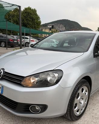 Volkswagen Golf 6 1.6 TDI DPF 5p. Comfortline