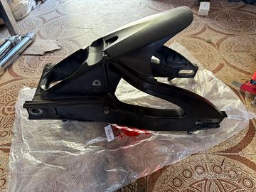 Forcellone suzuki gsxr