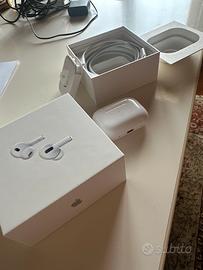 Custodia AirPods 2a Gen + Scatola, Cavo e Gommini