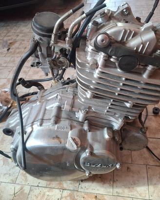 Motore 500 4t derivazione uzuki gs 500