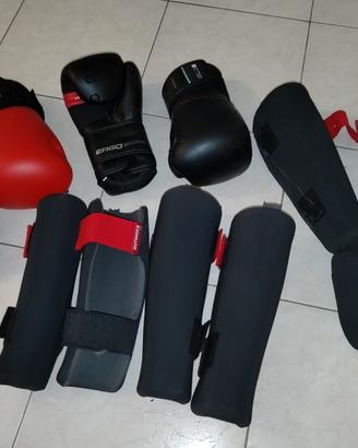 due set guantoni boxe + parastinchi