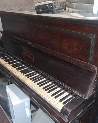 pianoforte Hermann da restaurare