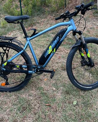 Bici elettrica MTB Rockrider E-ST100