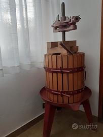 Torchio vinario manuale