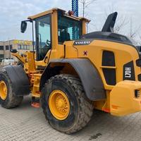 Pala gommata Volvo L70H con pesa