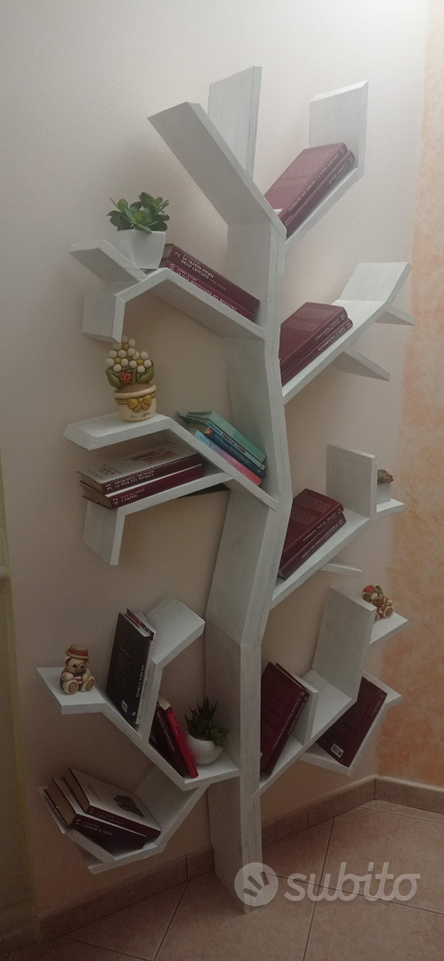 Libreria ad albero - Arredamento e Casalinghi In vendita a Lecce