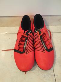 Nike Phantom Venom FG calcetto uomo