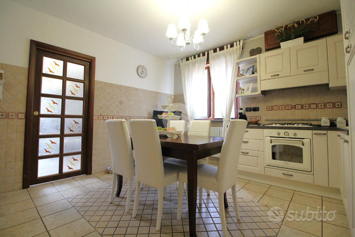 6 LOCALI A BRANDIZZO - Vista 6