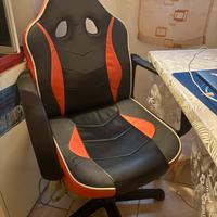 SEDIA GAMING CONS A MANO