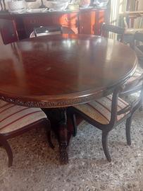 tavolo con sei sedie