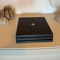 PlayStation 4 pro - 2 pad - 6 giochi