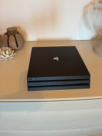 PlayStation 4 pro - 2 pad - 6 giochi