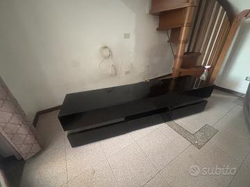 Mobile da salotto nero