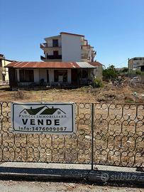 Rif. 493 fronte villaggio coppola - villa da ristr