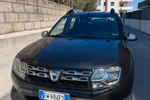 Dacia Duster 1.5 dci 110 cv  4x4 laureate