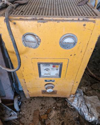 carica batterie muletti ecc...
