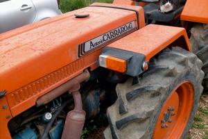 Carraro fisso con servosterzo 