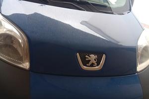 Peugeot bipper GPL con posti 