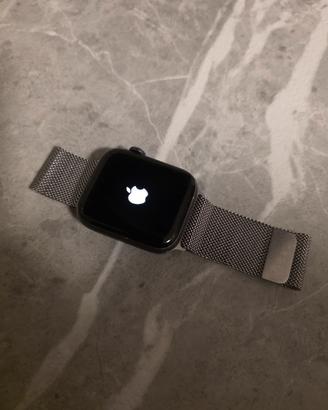 Apple Watch 5 44mm Maglia Milano