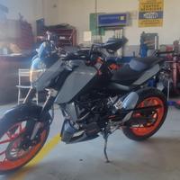 Ktm duke 125 4t 2012