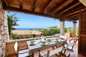 Appartamento di 120 m² con 4 locali a San Teodoro