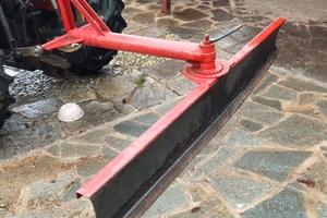 LAMA LIVELLATRICE-PALA SPAZZANEVE 2,70m ORIENTABIL