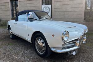 Alfa Romeo Giulia Spider
