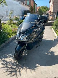 Yamaha majesty 400 comfort potenza ed affidabilità