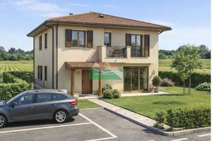 Terreno di 400 m² a Ravenna