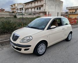 Lancia Ypsilon 1.2 Argento anno 2005