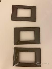 Maschere Vimar marrone 3 moduli