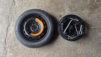 Ruotino di scorta con kit