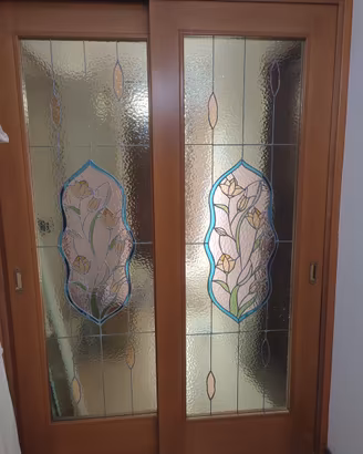 Porte da interno scorrevoli con vetro decorato