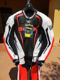 tuta moto 50 divisibile nuova in pelle Berik