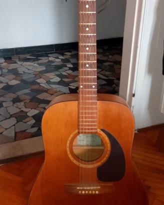 Chitarra acustica Simon & Patrick – 35 anni, suono