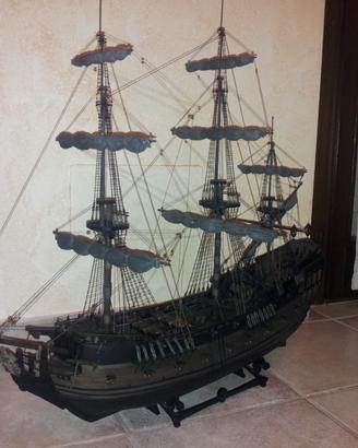 Pirati dei caraibi la perla nera hachette