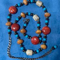 Collana etnica  perle colorate e pietre sintetiche