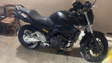 Suzuki GSR 600