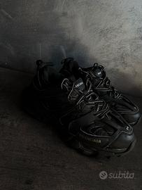 balenciaga track