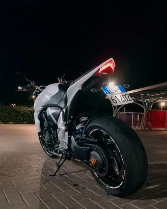 Honda cb1000r 2013