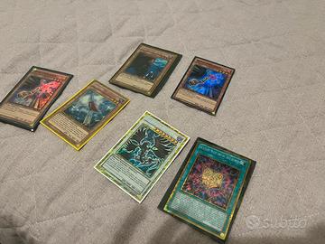 Lotto 400 carte Yu-Gi-Oh! + carte da collezione