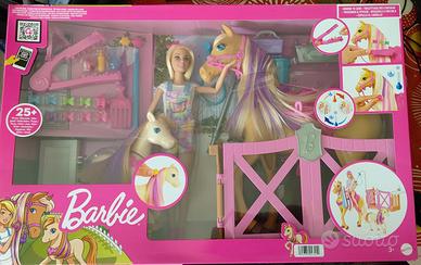 Barbie il Ranch con 2 cavalli HGB58
