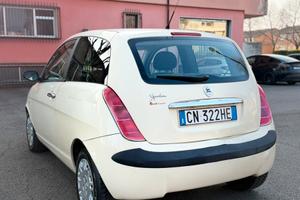 LANCIA YPSILON 1.2 BENZINA OK NEOPATENTATI