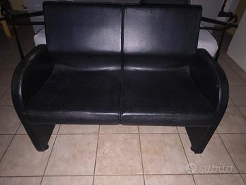 divano piccolo 2 posti 