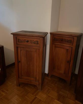 Coppia Comodini Antichi in Legno – Primo '900