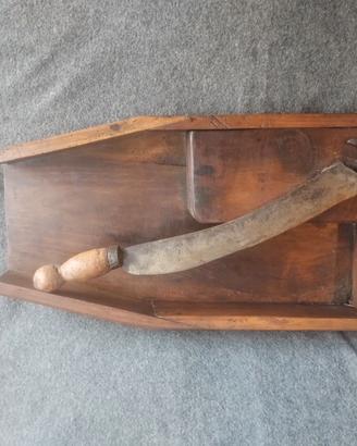 Taglia pane antico legno