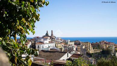 3 LOCALI A VIETRI SUL MARE