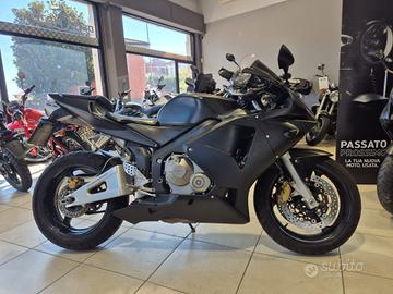 Honda CBR 600 RR 2003-04