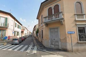 Grazioso Monolocale con posto auto a Seregno