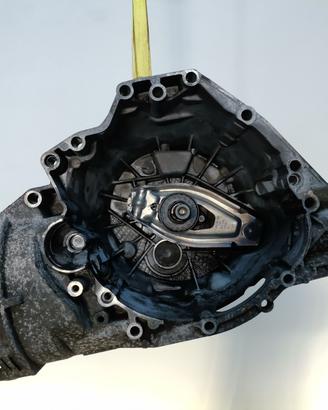 CAMBIO MANUALE COMPLETO AUDI A4 Berlina 0B1300040F